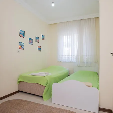 Sea Breeze Apartment